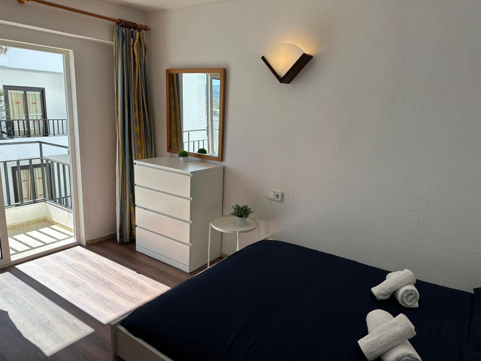 Appartement Le Mirage Ibiza à Sant Antoni de Portmany Extérieur photo